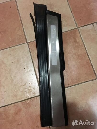 Накладка порога Mercedes W140