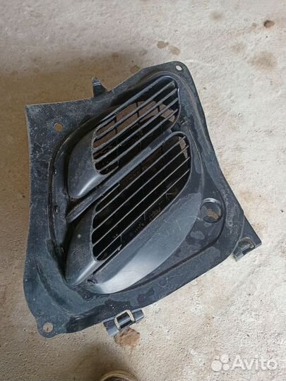 Воздухозаборник Peugeot 206