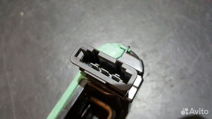 Замок багажника Porsche Cayenne 955 M48.50 2006