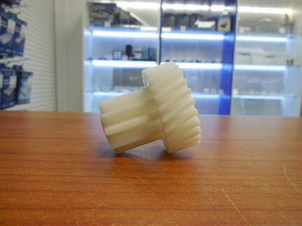 Шестерня мясорубки Braun малая (67001026)