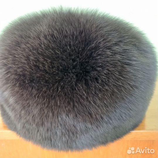 Головные уборы женские зимние