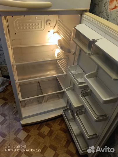 Холодильник на запчасти