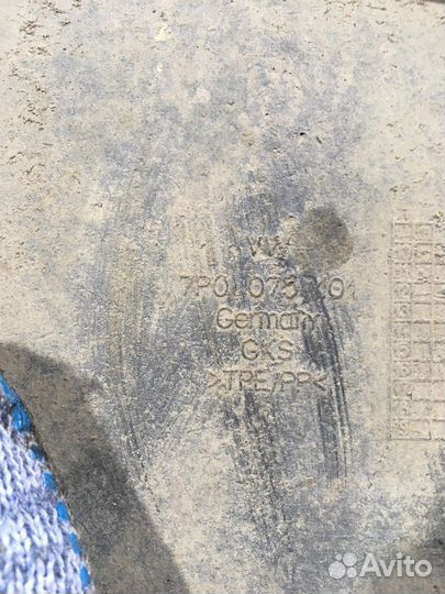 Брызговики задние (Volkswagen Touareg)