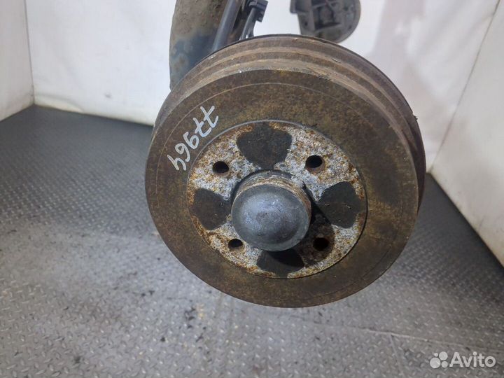 Балка подвески задняя Nissan Note E11, 2010