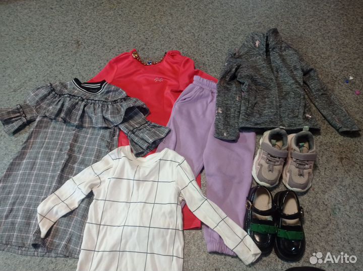 Продам детские вещи