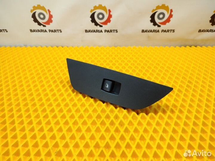 Кнопка стеклоподъемника задняя левая Bmw X1 E84