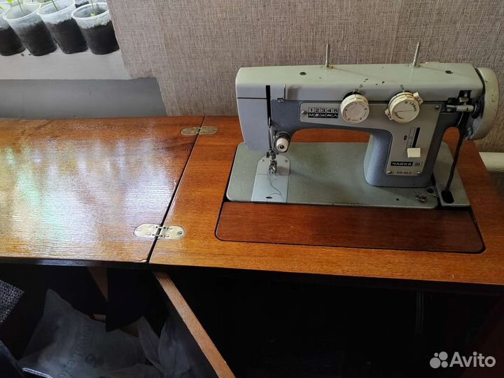 Швейная машина Чайка 3