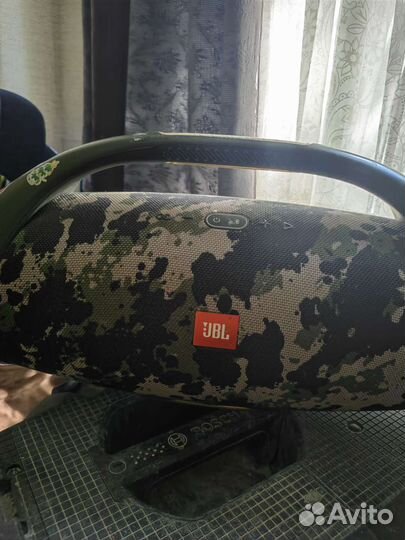 Колонка jbl boombox 2