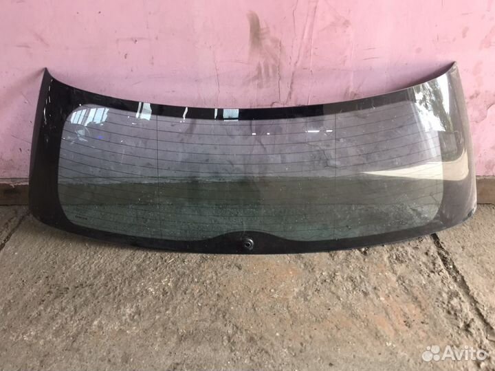 Стекло заднее на мерседес ml 164 мл 164