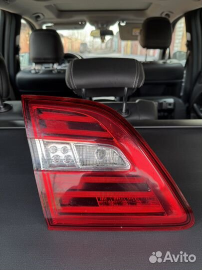 Фонарь внутренний левый ml w166