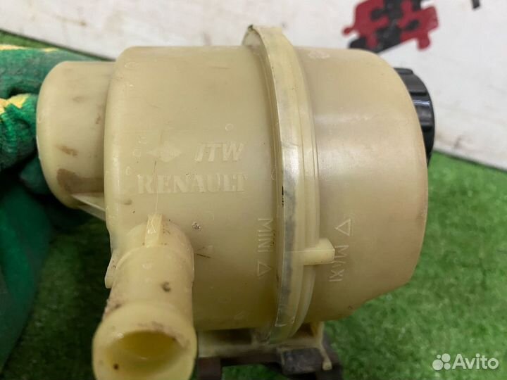 Бачок гур Renault Logan 2