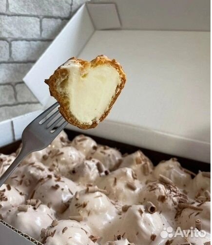 Нежные профитроли с пломбирным кремом тают во рту