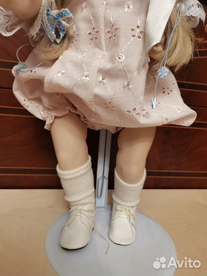 Продам куклу коллекционную, реплика