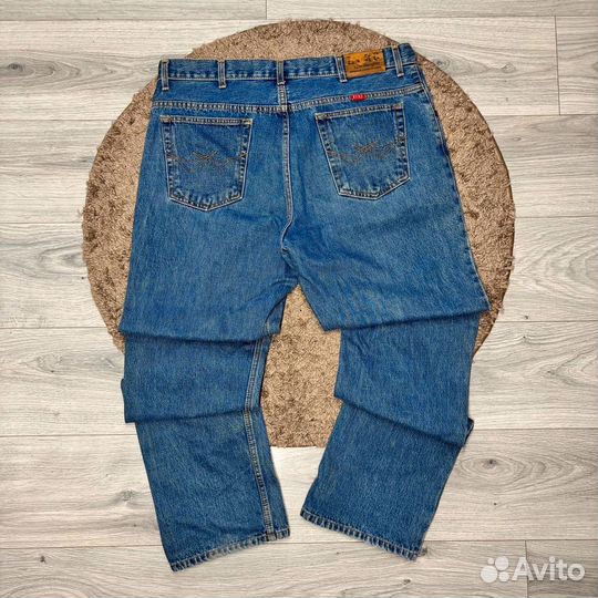 Джинсы wrangler широкие