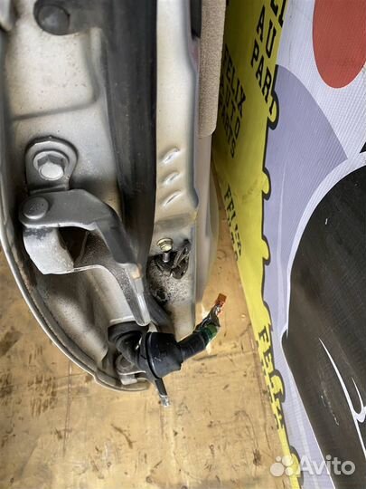 Дверь передняя правая Toyota Nadia (sxn15) 1998-2