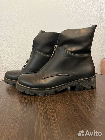 Ботинки женские