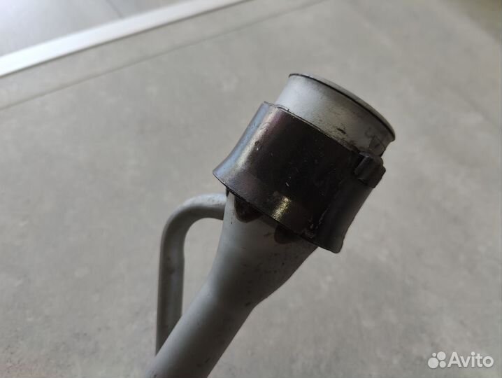 Заливная головина топливного бака ford fusion