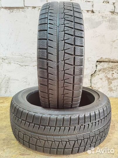 Bridgestone Blizzak VRX 215/50 R17 91Q