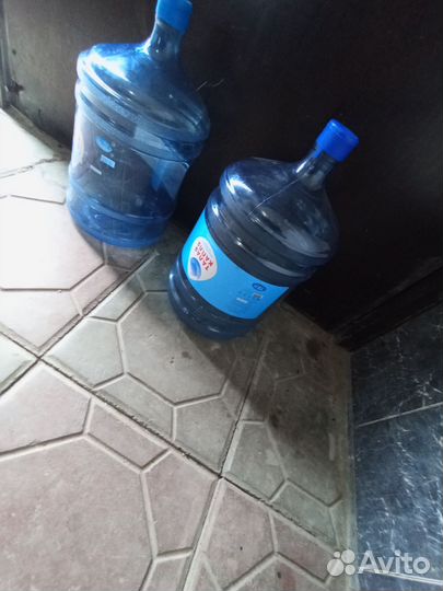 Бутыль 19 литров с ручкой новая