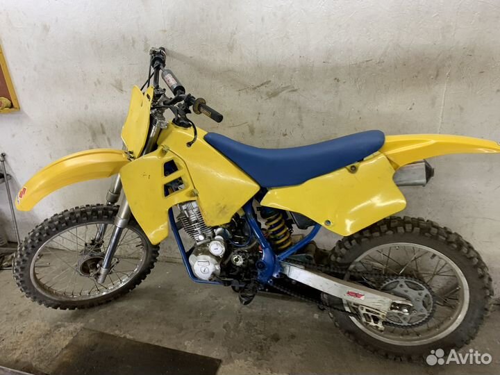 Suzuki rm
