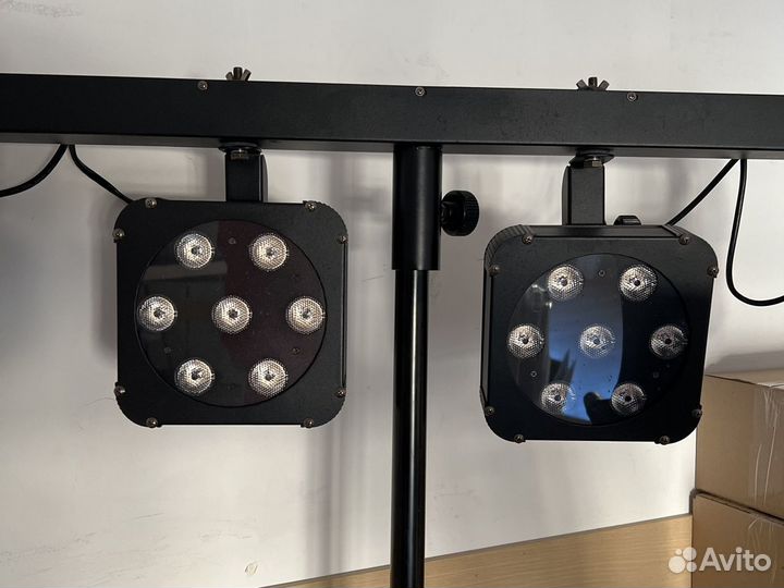 Система с 4-мя LED-панелями Acme LPB-4-7TC LED RGB