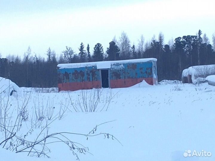 Жилой вагончик и Емкости