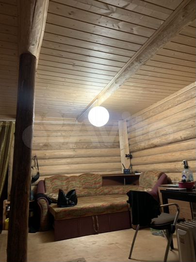 Дом 65 м² на участке 14,2 сот.