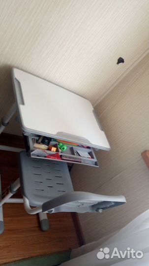 Детская парта со стулом