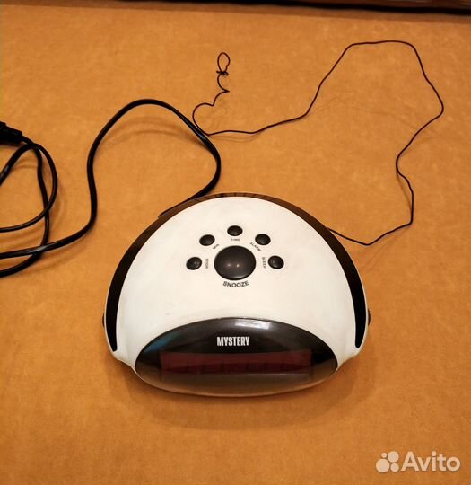 Радиоприемник VEF Spidola 232 и радиобудильник Mys