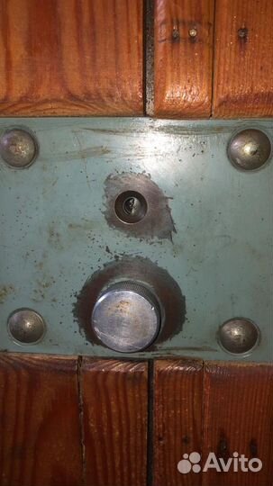 Вскрытие замков и Автомобилей, Замена замков