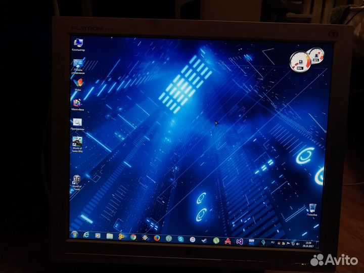 Монитор LG flatron L1717S 17