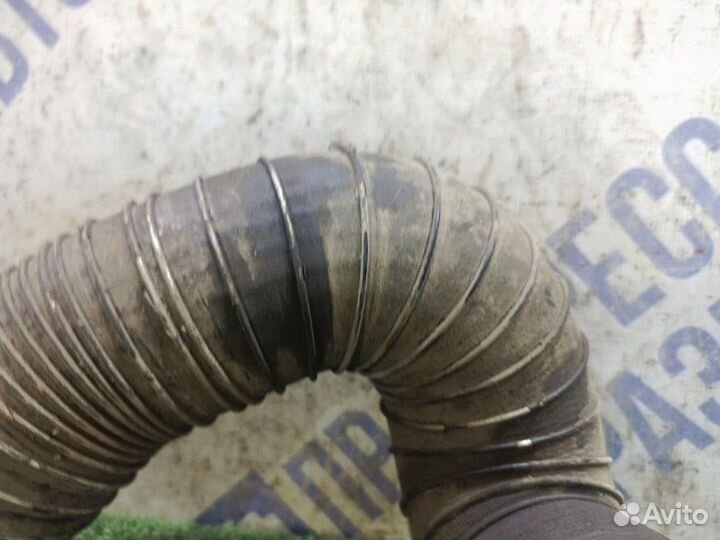 Патрубок интеркулера правый Mercedes-Benz Clk 230