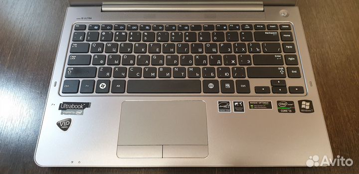 Портативный, без царапинки Samsung Intel Core i3