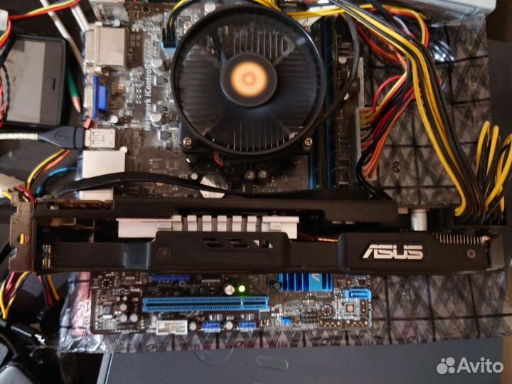 Видеокарта gtx 560 ti 1gb DDR3 в хорошем состоянии