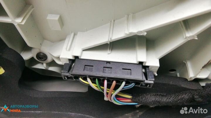 Фонарь задний правый Mercedes-Benz E-Класс