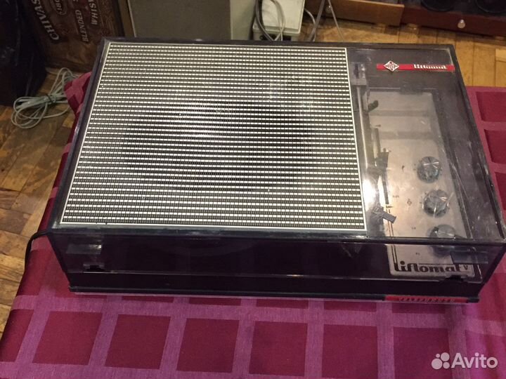 Telefinken Liftomat V проигрыватель винила