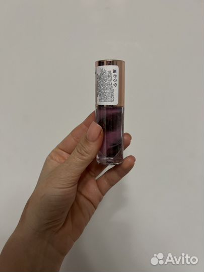 Блеск для губ revolution