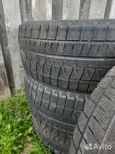 Bridgestone Blizzak Revo GZ 205/55 R16