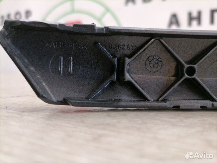 Накладка на ручку двери передняя правая Bmw X5 E53