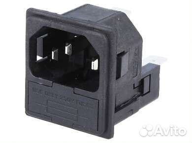 Штекер AC на корпус