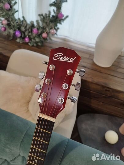 Гитара акустика