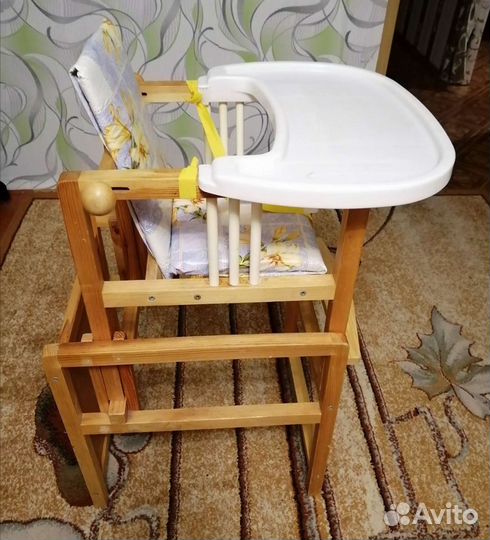Стульчик для кормления