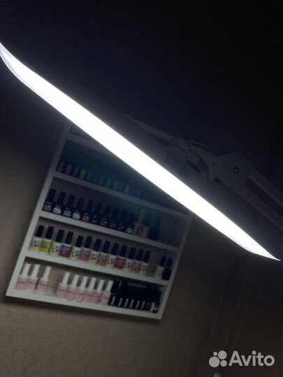 Лампа для мастера маникюра