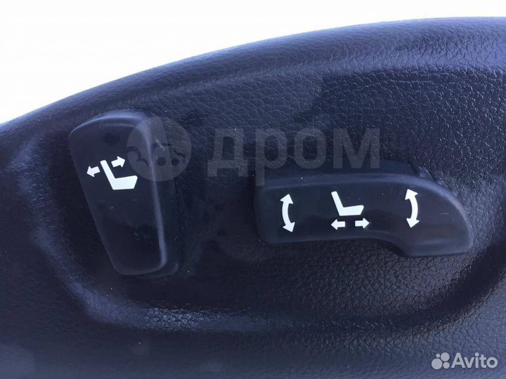 Рычаг регулировки спинки пассажирского сиденья на