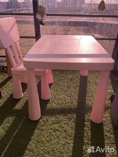 Детский стол и стул IKEA