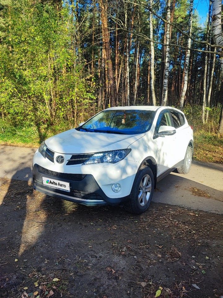 Toyota RAV4: фото владельца