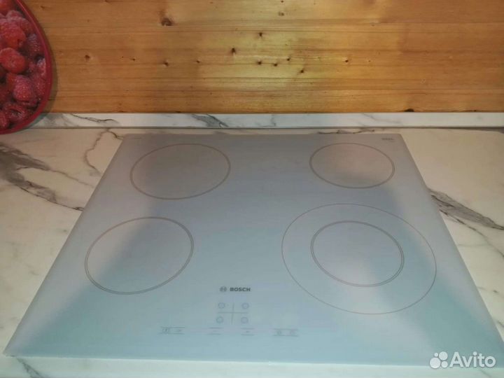 Варочная панель Bosch PKF652BB1E, белый