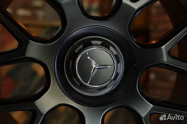 Литой диск в стиле Mercedes R20 5x112