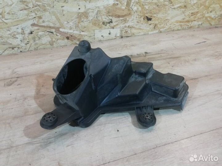 Воздухозаборник Bmw 7-Series E65 4.4 2001