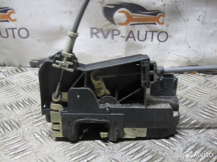 Замок двери передний правый Opel Zafira A 1999-05